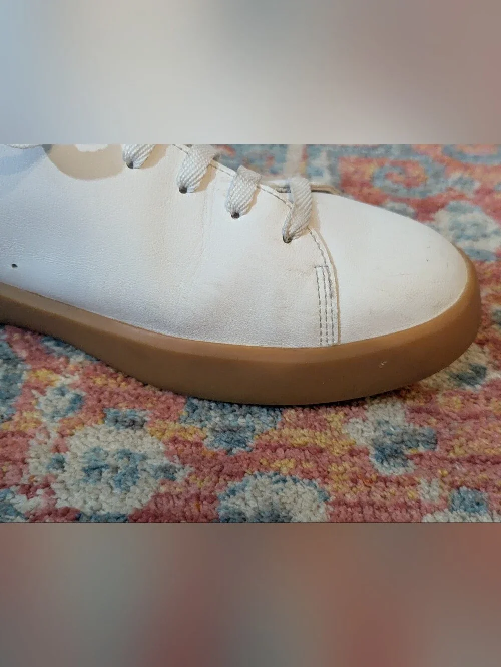 Everlane The ReLeather Tennis Shoe Size Men's 12 Women's 14 White / Gum Sole